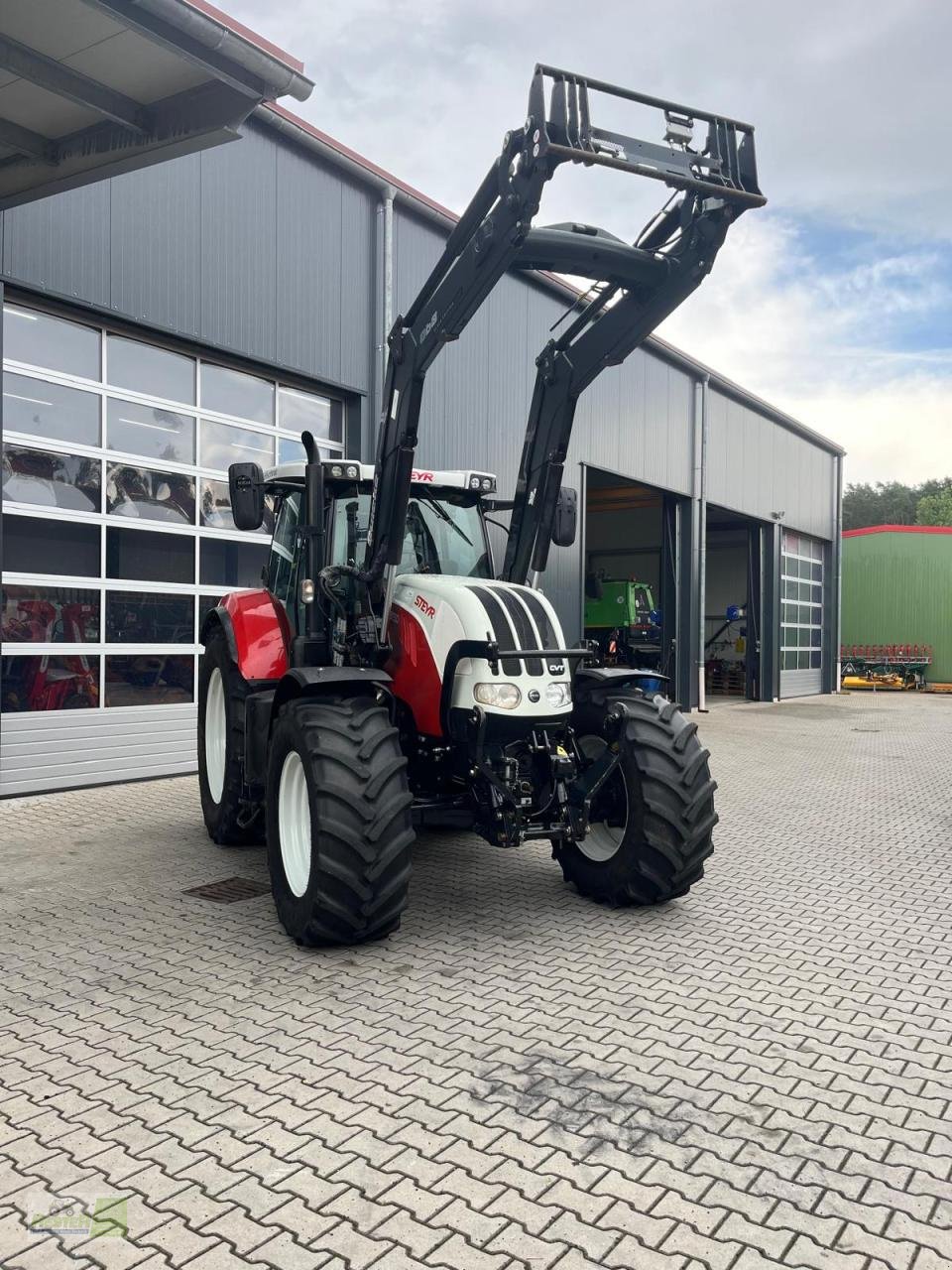 Traktor des Typs Steyr 6150 CVT, Gebrauchtmaschine in Wernberg-Köblitz (Bild 2)