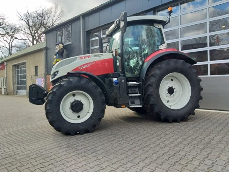 Traktor типа Steyr 6150 profi AD8, Gebrauchtmaschine в Vilsteren