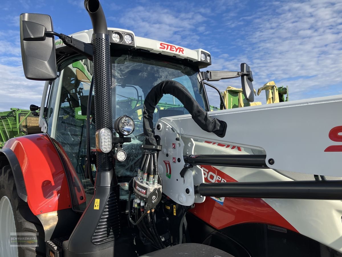 Traktor van het type Steyr 6150 Profi CVT (Stage V), Neumaschine in Gampern (Foto 12)