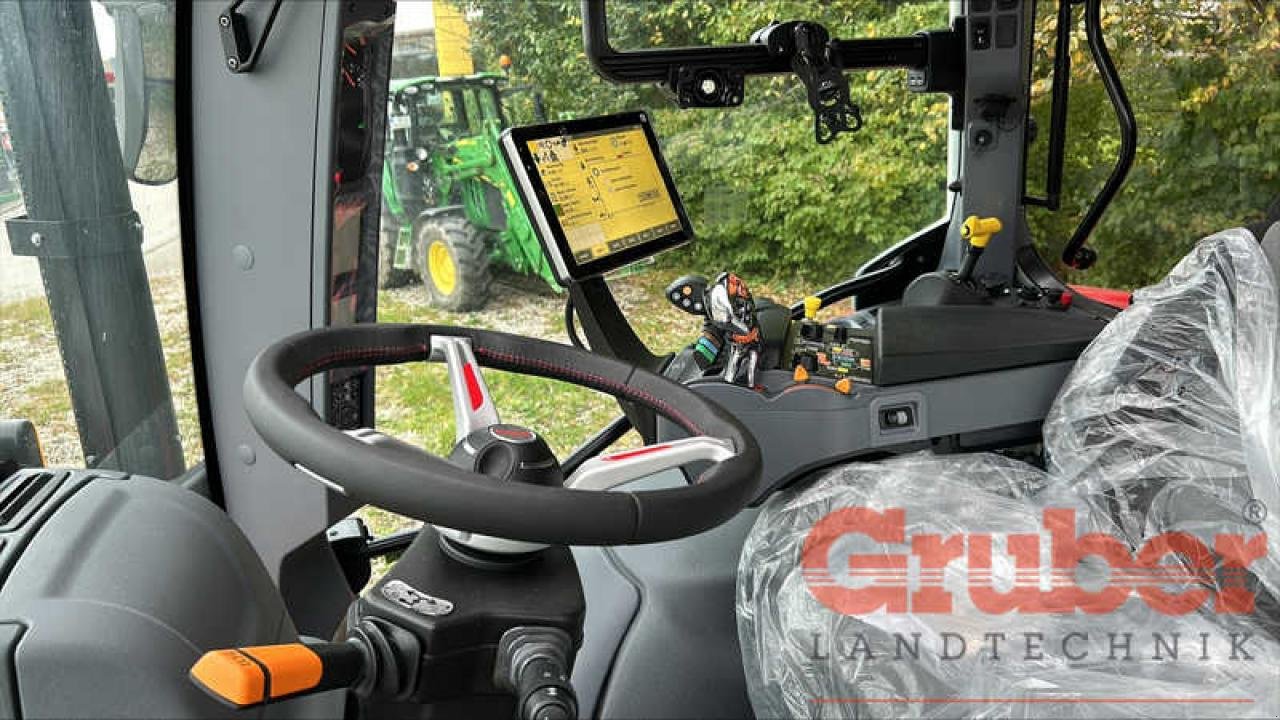 Traktor van het type Steyr 6175 Impuls CVT, Neumaschine in Ampfing (Foto 5)