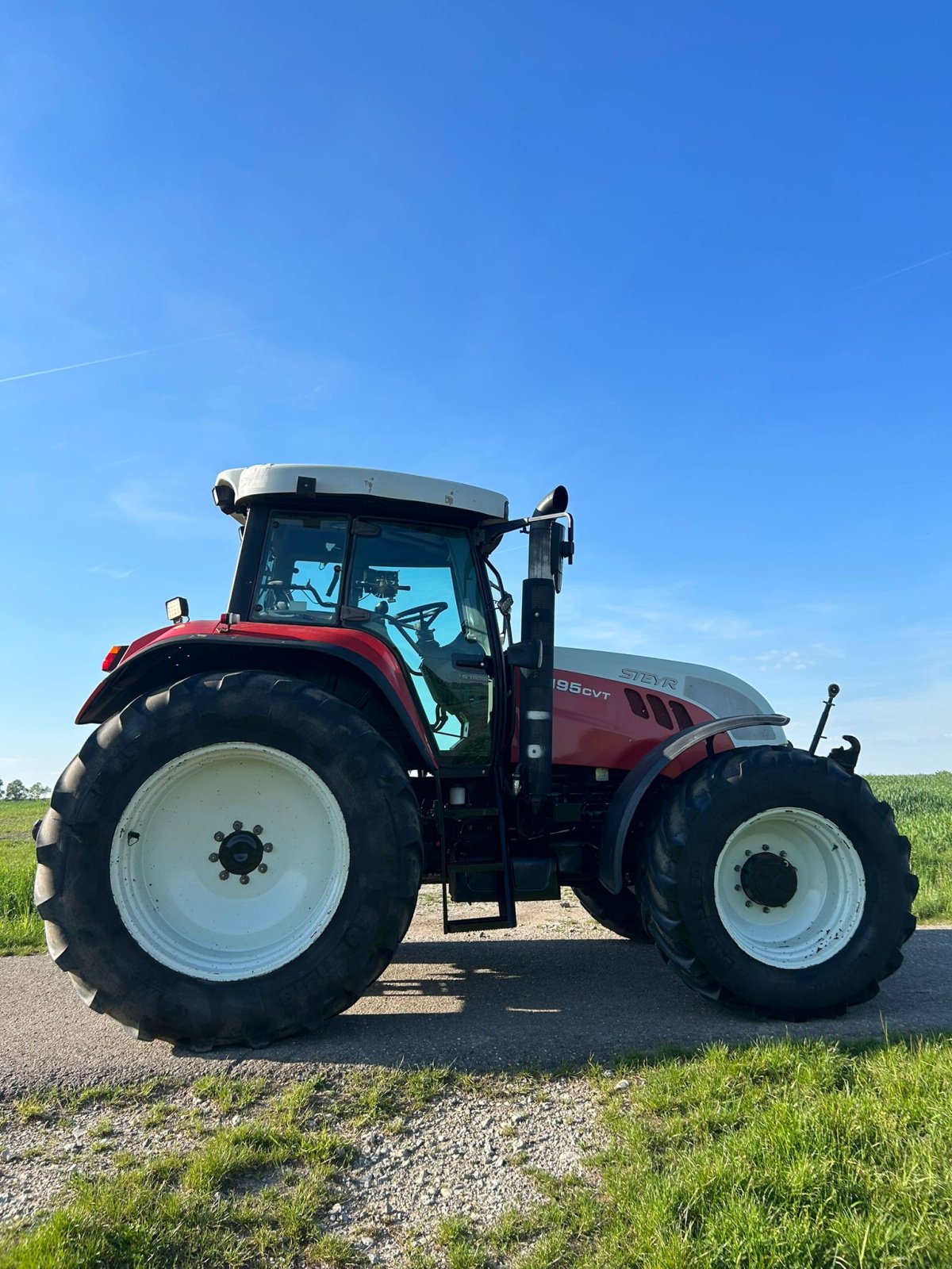 Traktor des Typs Steyr 6195 CVT, Gebrauchtmaschine in Frankenhardt (Bild 2)