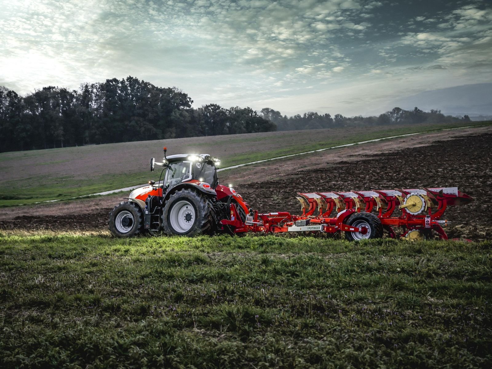 Traktor of the type Steyr 6220 Absolut CVT, Vorführmaschine in Sulzberg (Picture 7)