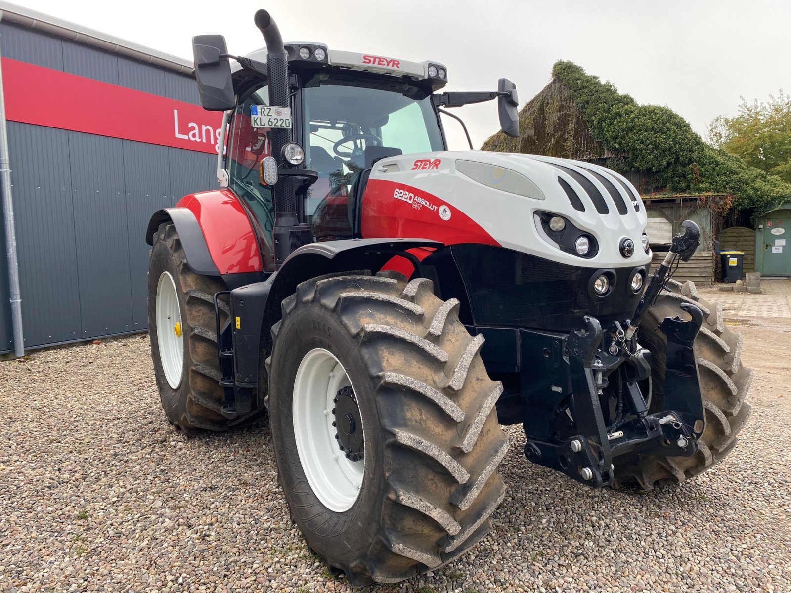 Traktor des Typs Steyr 6220 CVT, Gebrauchtmaschine in Klempau (Bild 1)