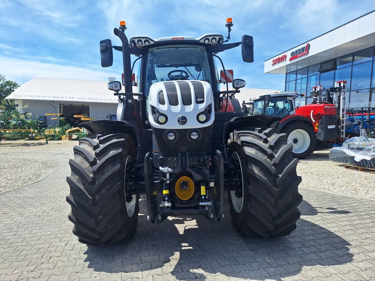 Traktor of the type Steyr 6240 Absolut CVT, Neumaschine in Feldkirchen (Picture 9)