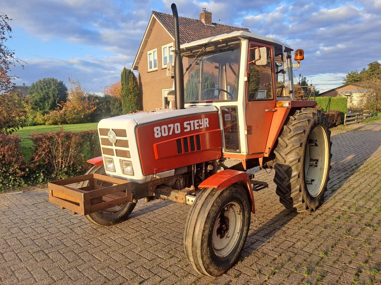 Traktor of the type Steyr 8070, Gebrauchtmaschine in TERWOLDE (Picture 1)