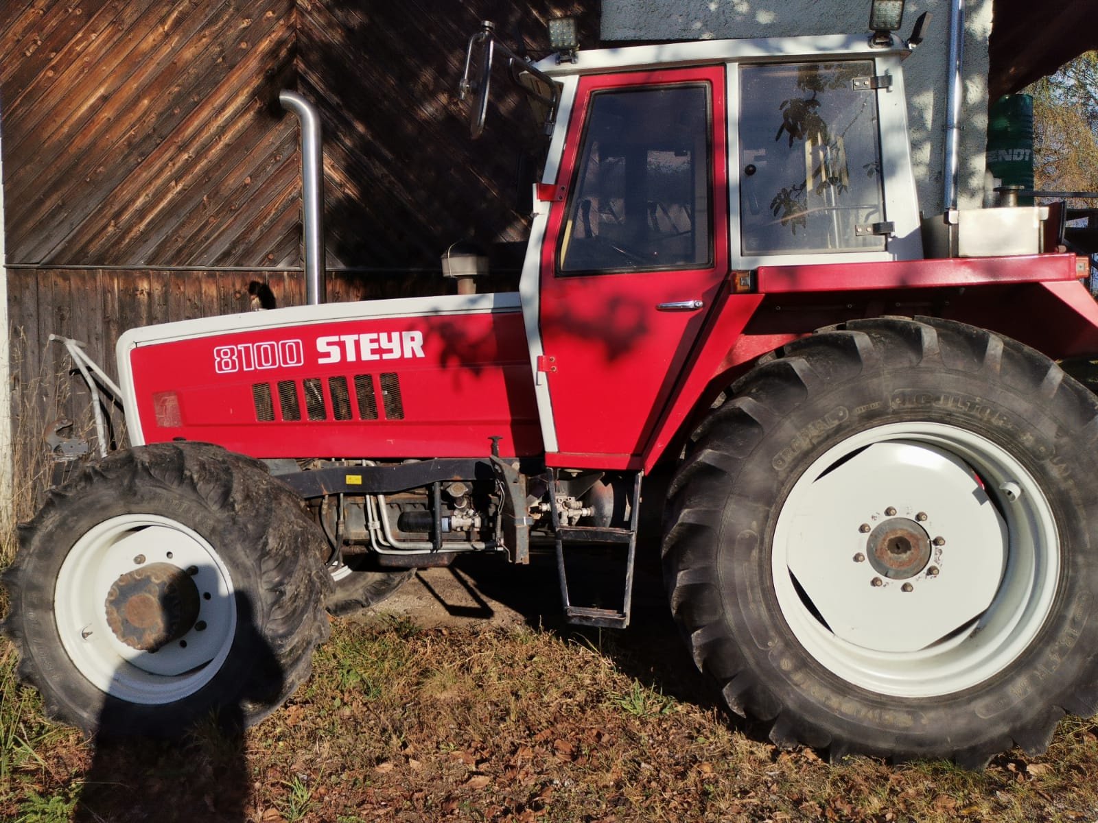 Traktor tip Steyr 8100, Gebrauchtmaschine in Hochburg-Ach (Poză 2)