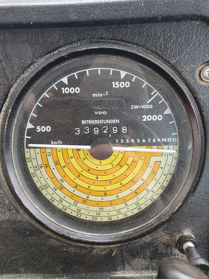 Traktor Türe ait Steyr 8150 A T SK 2, Gebrauchtmaschine içinde NATTERNBACH (resim 13)