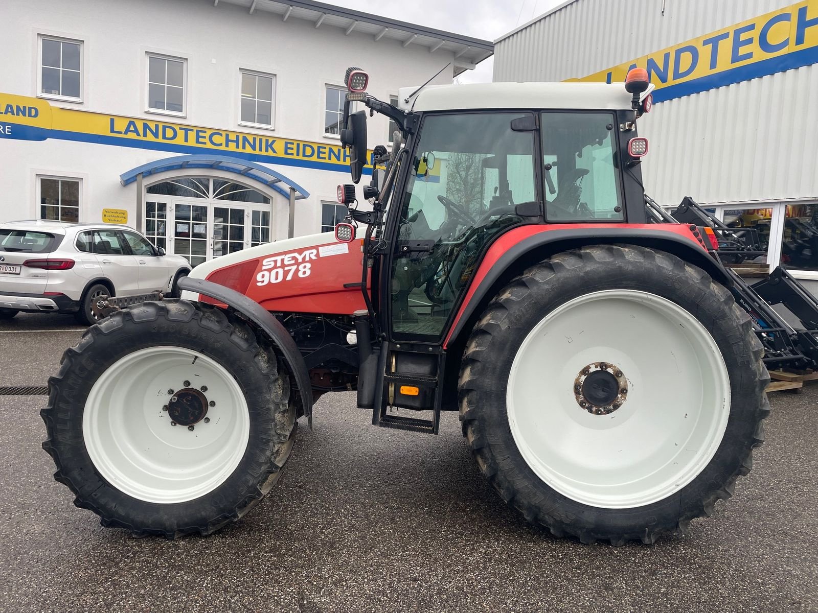 Traktor του τύπου Steyr 9078 M A Komfort, Gebrauchtmaschine σε Burgkirchen (Φωτογραφία 4)