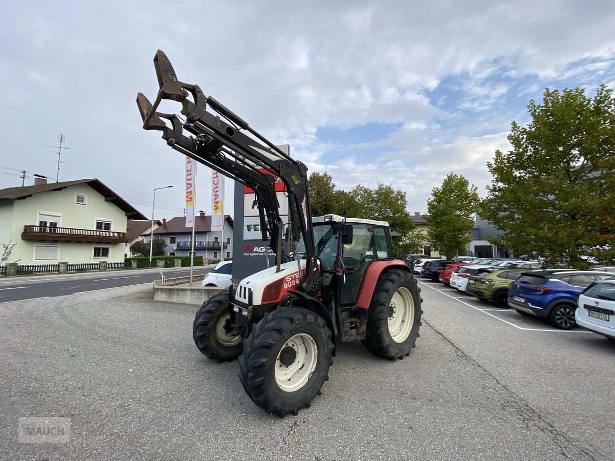 Traktor van het type Steyr 9094 M A Basis, Gebrauchtmaschine in Burgkirchen (Foto 2)