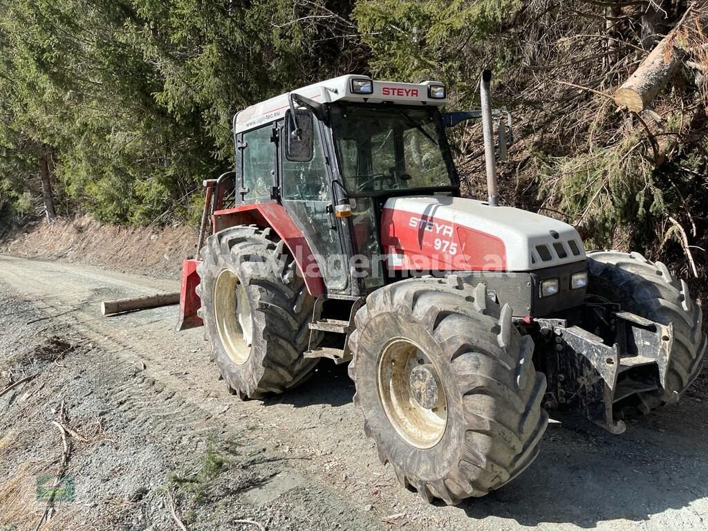 Traktor от тип Steyr 975 A, Gebrauchtmaschine в Klagenfurt (Снимка 8)