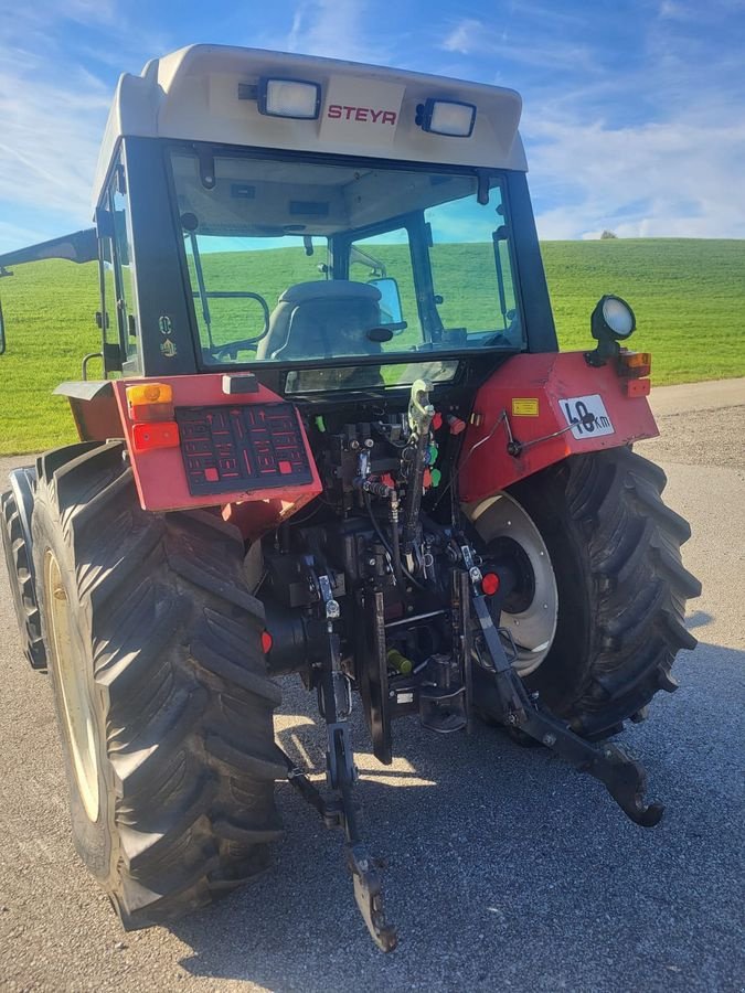 Traktor van het type Steyr 975 M A Profi, Gebrauchtmaschine in Kollerschlag (Foto 4)