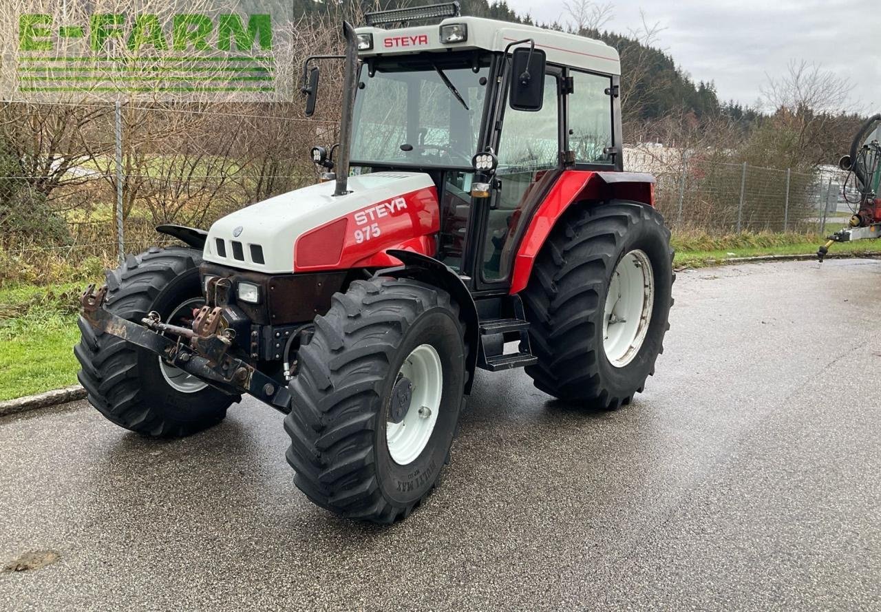 Traktor des Typs Steyr 975, Gebrauchtmaschine in REDLHAM (Bild 1)