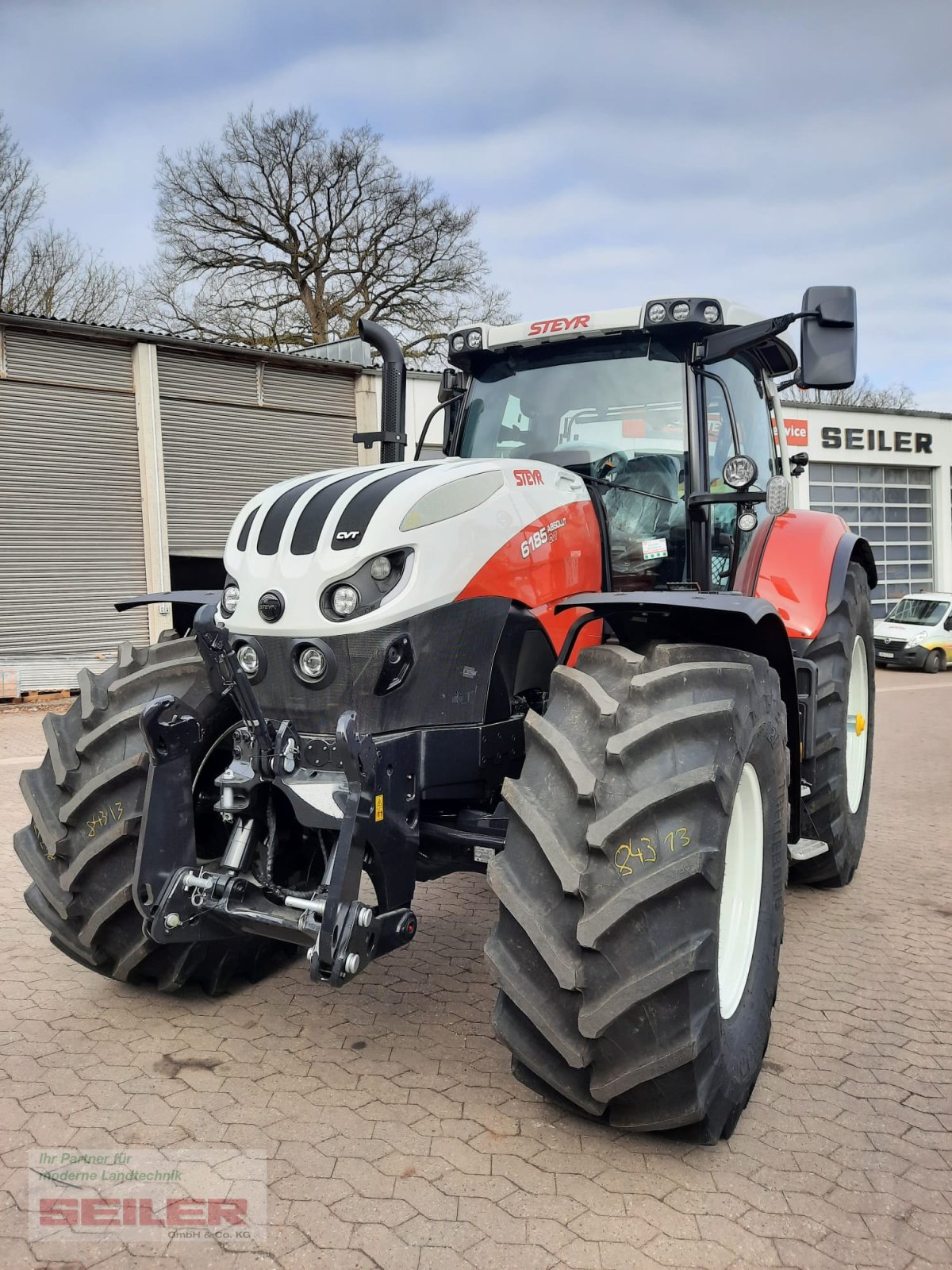 Traktor of the type Steyr Absolut 6185 CVT, Gebrauchtmaschine in Ansbach (Picture 5)