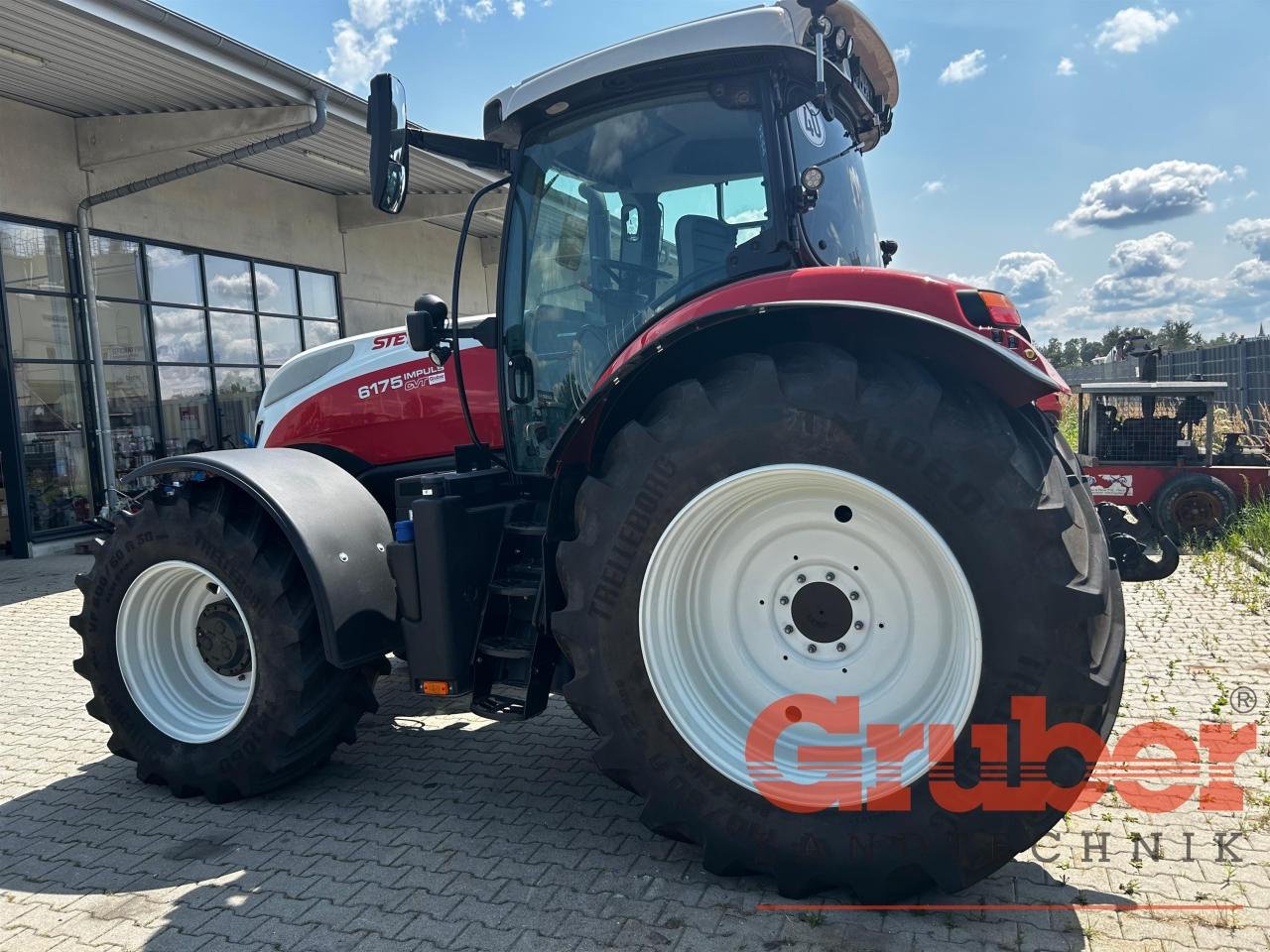 Traktor от тип Steyr CVT 6175 Impuls, Gebrauchtmaschine в Ampfing (Снимка 2)