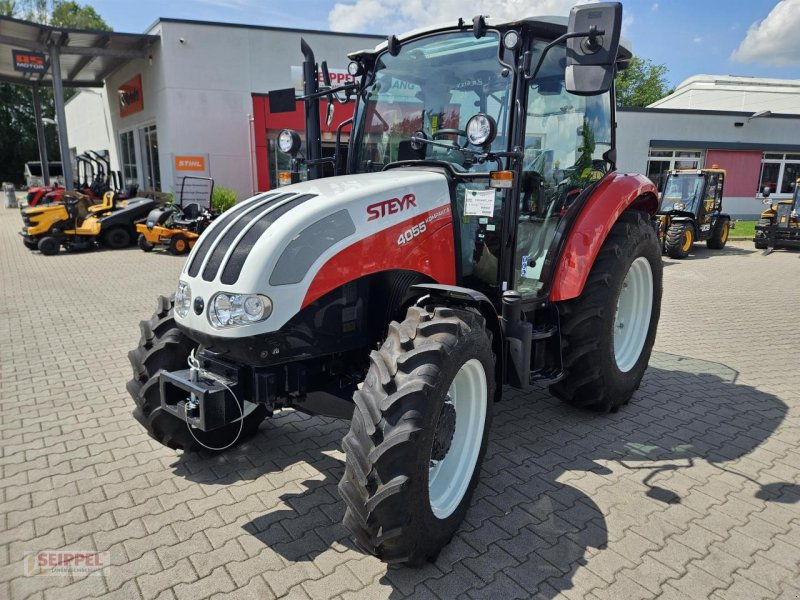 Traktor van het type Steyr KOMPAKT 4055 S, Neumaschine in Groß-Umstadt (Foto 1)