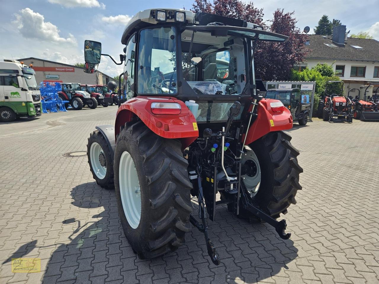 Traktor des Typs Steyr KOMPAKT 4055 S, Neumaschine in Groß-Gerau (Bild 3)