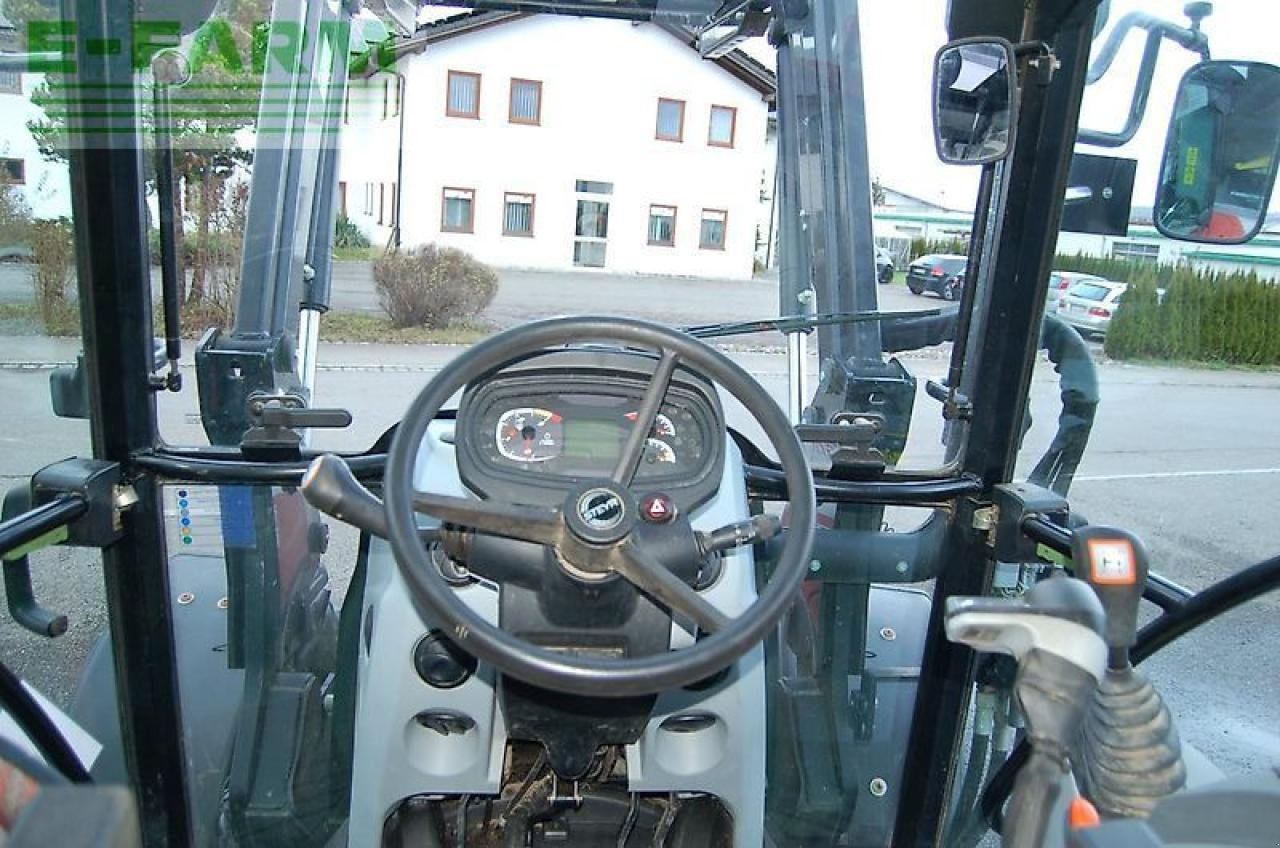 Traktor des Typs Steyr kompakt 4065 s S, Gebrauchtmaschine in AICHSTETTEN (Bild 4)