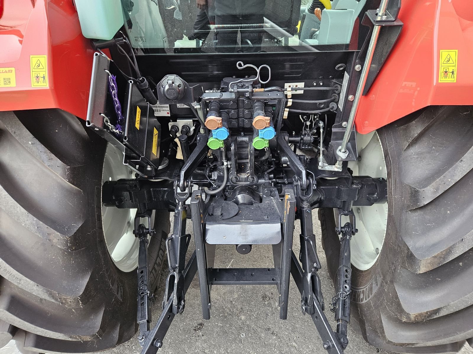 Traktor des Typs Steyr Kompakt 4065s, Neumaschine in Sulzberg (Bild 11)