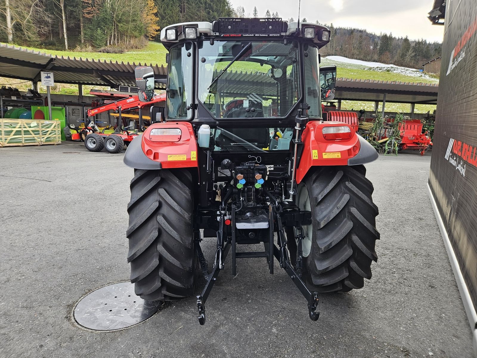 Traktor des Typs Steyr Kompakt 4065s, Neumaschine in Sulzberg (Bild 9)