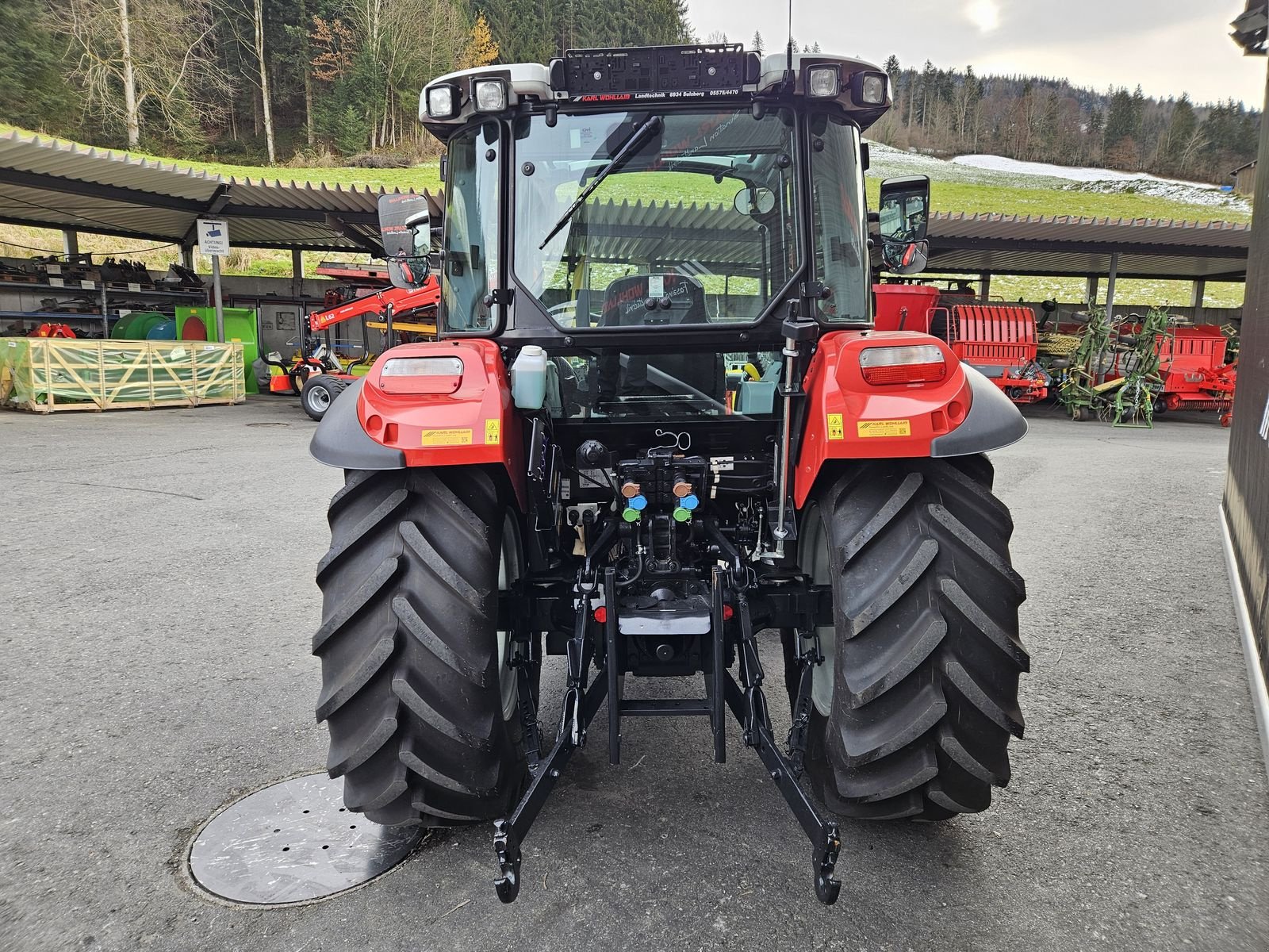 Traktor des Typs Steyr Kompakt 4065s, Neumaschine in Sulzberg (Bild 10)