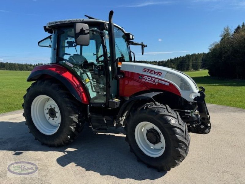 Traktor typu Steyr Kompakt 4075 Komfort 2, Gebrauchtmaschine w Münzkirchen (Zdjęcie 1)