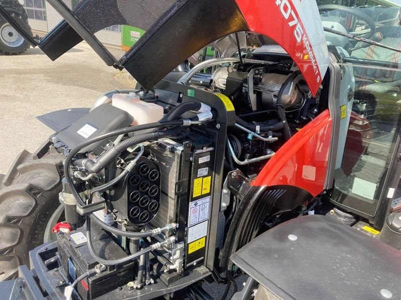 Traktor van het type Steyr Kompakt 4075 S, Neumaschine in St. Marienkirchen (Foto 10)