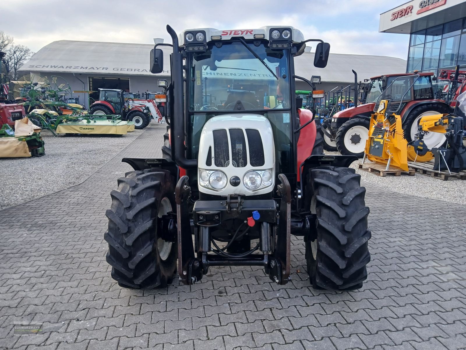 Traktor van het type Steyr Kompakt 4075, Gebrauchtmaschine in Aurolzmünster (Foto 8)