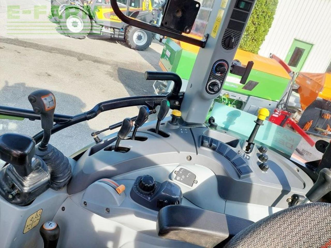 Traktor от тип Steyr kompakt 4095 profi 2, Gebrauchtmaschine в SANKT MARIENKIRCHEN BEI SCHÄRDING (Снимка 16)