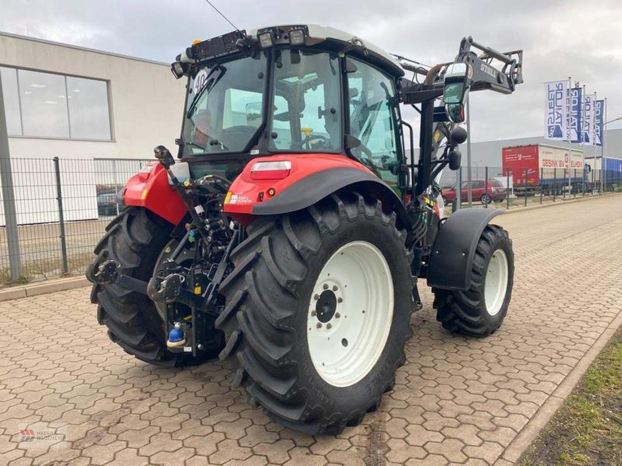 Traktor van het type Steyr KOMPAKT 4115 MIT FZW & FRONTLADER, Gebrauchtmaschine in Oyten (Foto 5)