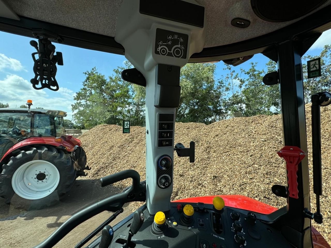 Traktor des Typs Steyr Multi 100 tractor, Neumaschine in Hardinxveld-Giessendam (Bild 6)