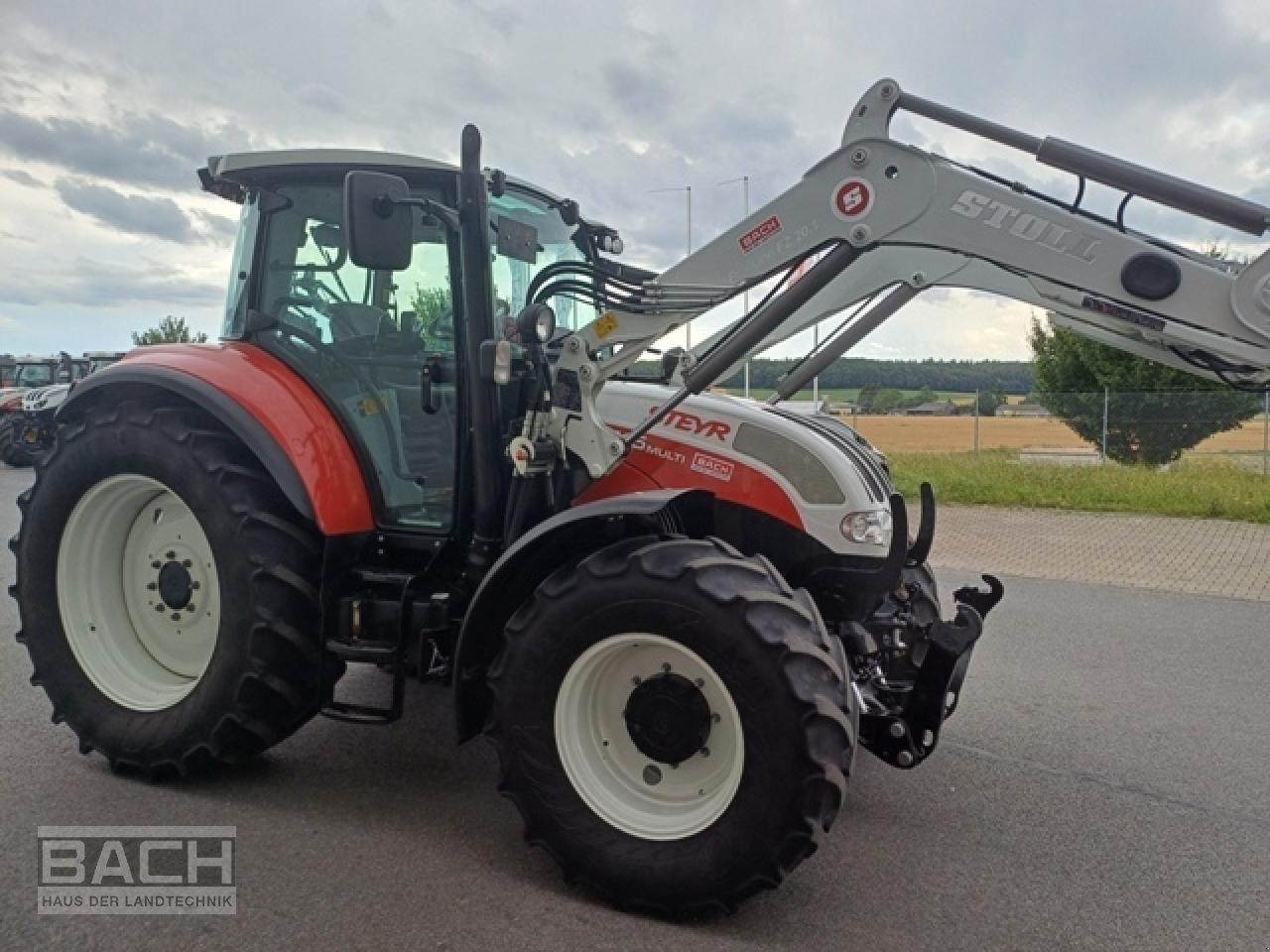 Traktor Türe ait Steyr MULTI 4115, Gebrauchtmaschine içinde Boxberg-Seehof (resim 5)