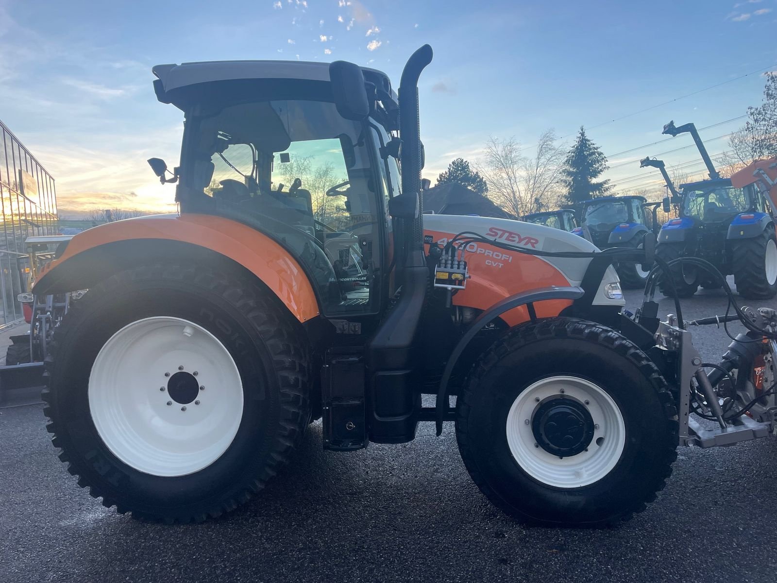 Traktor des Typs Steyr Profi 4130 CVT Komm. Komfort, Gebrauchtmaschine in Burgkirchen (Bild 4)