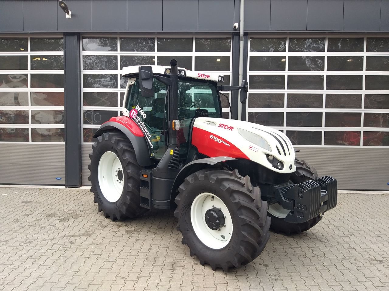 Traktor typu Steyr Profi 6150 Active drive 8, Gebrauchtmaschine w Vilsteren (Zdjęcie 2)