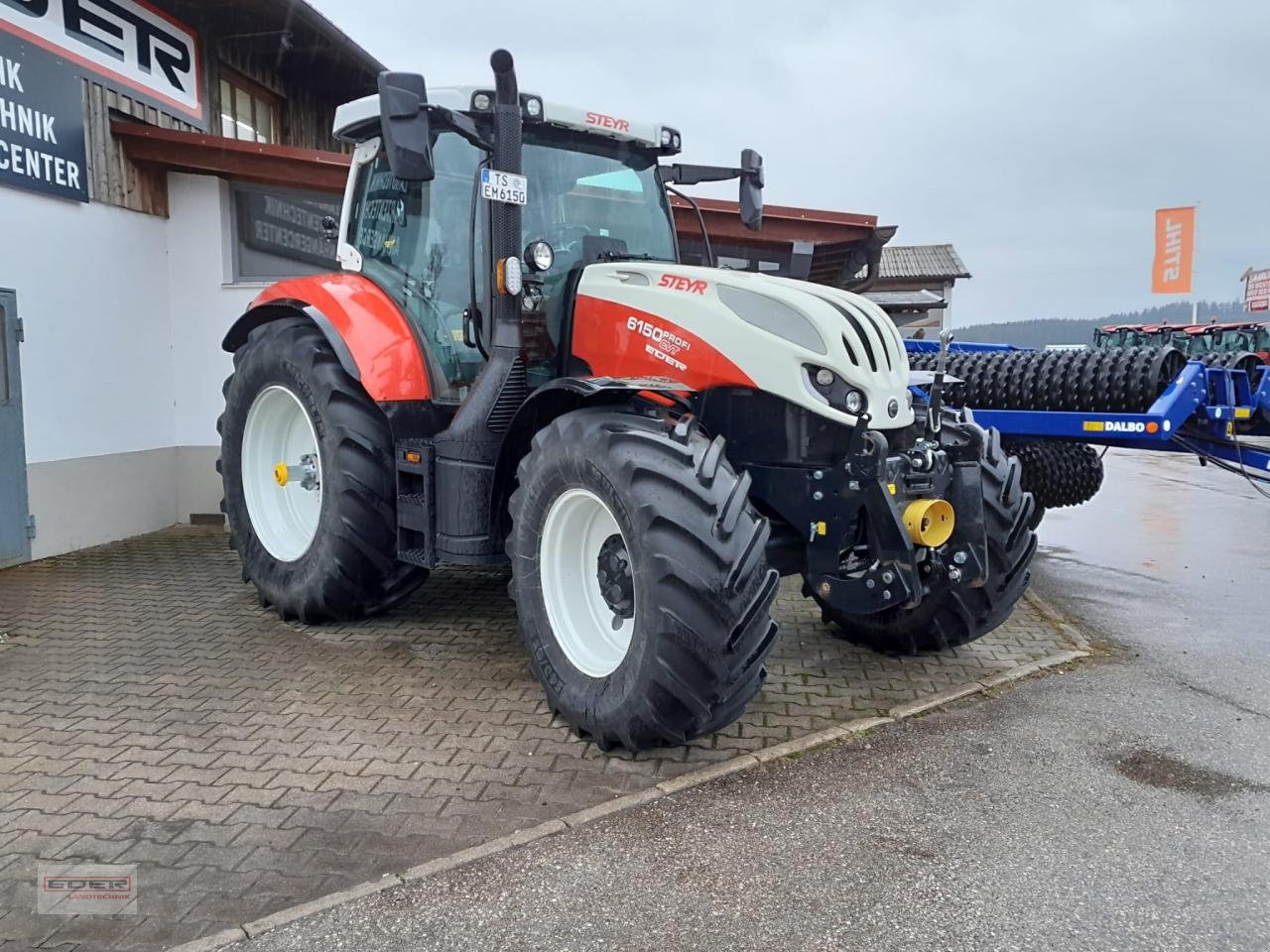 Traktor van het type Steyr Profi 6150 CVT, Gebrauchtmaschine in Traunreut/Matzing (Foto 2)