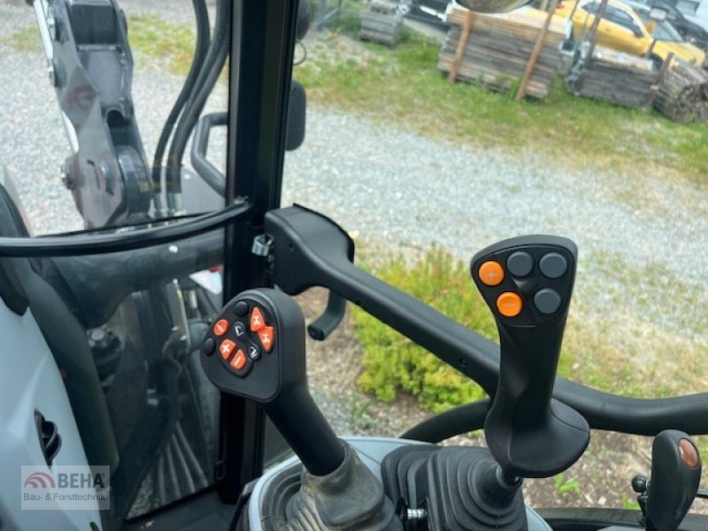 Traktor типа Steyr Steyr 4090 Kompakt, Druckluft, Klima, Frontlader, 40 Km/h, Top Zustand, Gebrauchtmaschine в Steinach (Фотография 9)