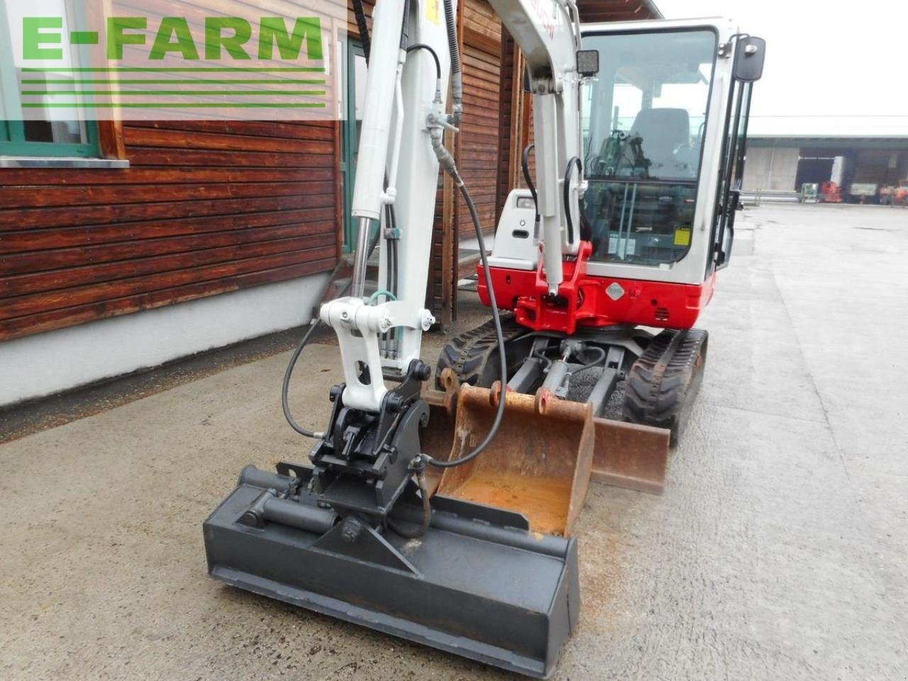 Traktor del tipo Takeuchi tb 228 ( 2.800kg ) hydr. sw + hydr. böschungsl., Gebrauchtmaschine en ST. NIKOLAI/DR. (Imagen 11)