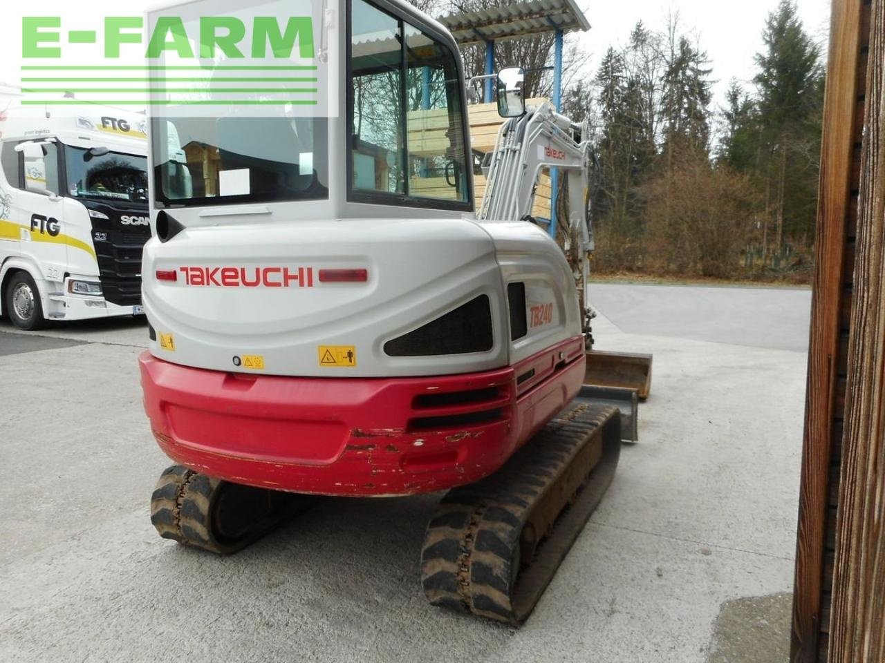 Traktor typu Takeuchi tb 240 ( 4.015kg ) hydr. sw + alle leitungen + 3, Gebrauchtmaschine v ST. NIKOLAI/DR. (Obrázok 4)