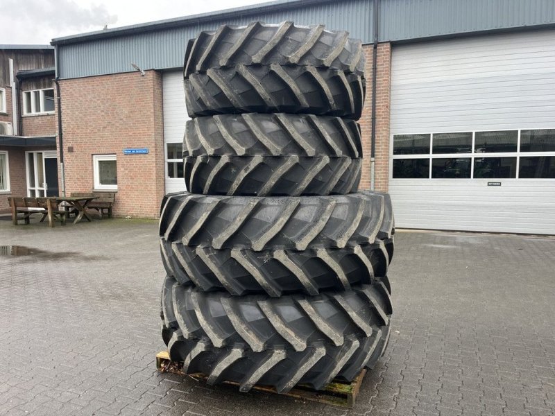 Traktor van het type Trelleborg banden, Gebrauchtmaschine in Hapert (Foto 1)