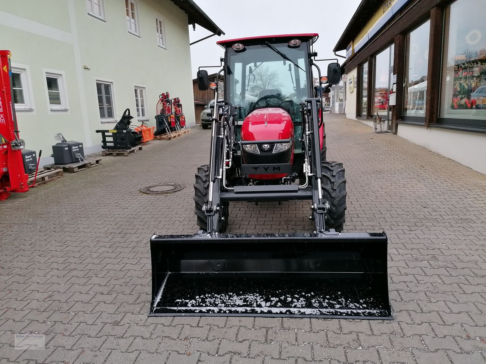 Traktor typu TYM 5025C, Neumaschine v Obing (Obrázek 3)