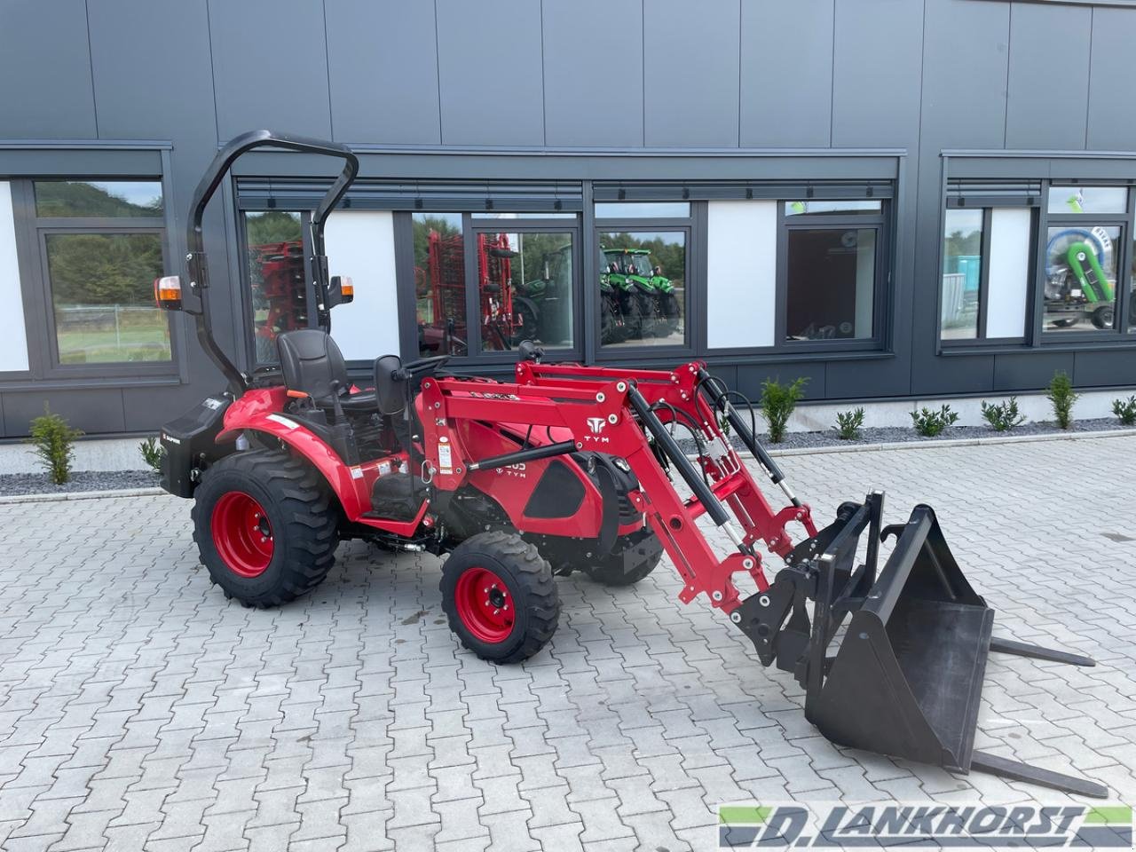 Traktor typu TYM T 265 HST, Neumaschine v Neuenhaus (Obrázek 1)