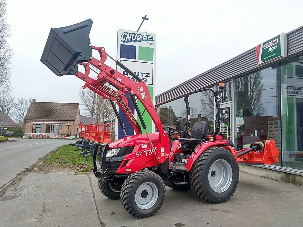 Traktor of the type TYM T395 HST, Neumaschine in Eksaarde-Lokeren (Picture 9)