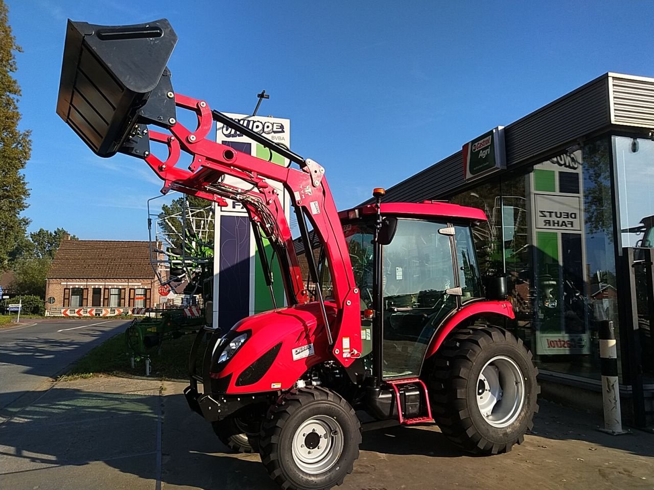 Traktor des Typs TYM T555 HST, Neumaschine in Eksaarde-Lokeren (Bild 1)