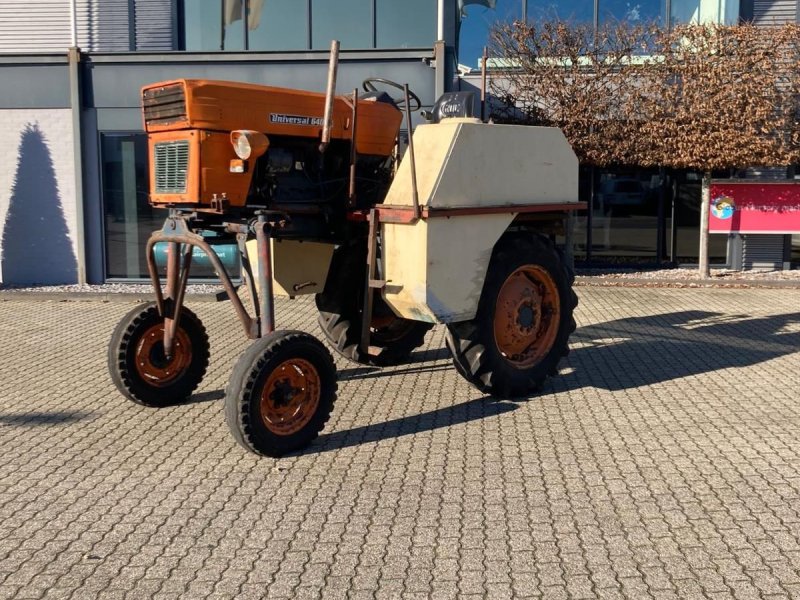 Traktor du type Universal 640V, Gebrauchtmaschine en Deurne (Photo 1)