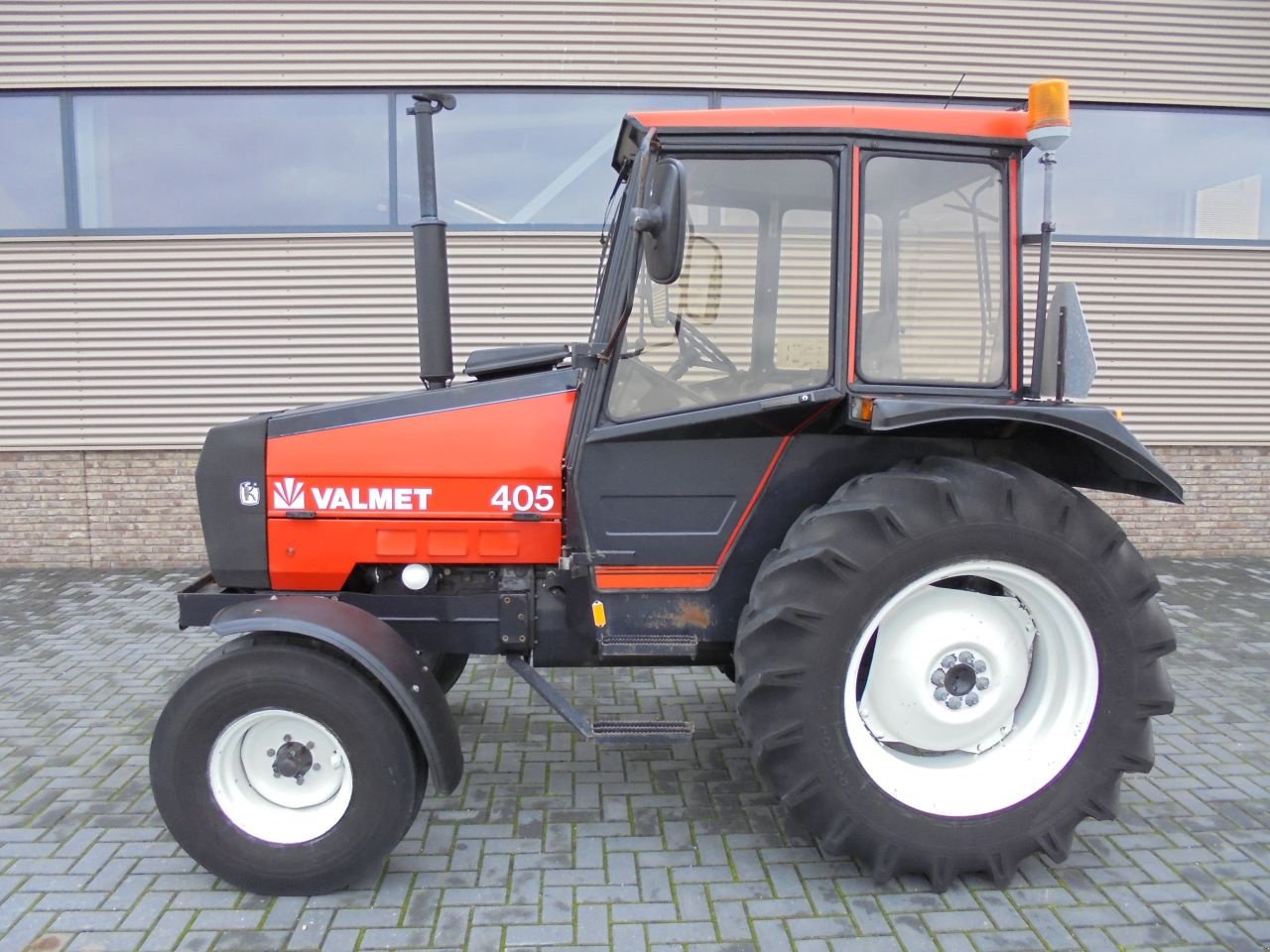 Traktor типа Valmet 405, Gebrauchtmaschine в Houten (Фотография 5)