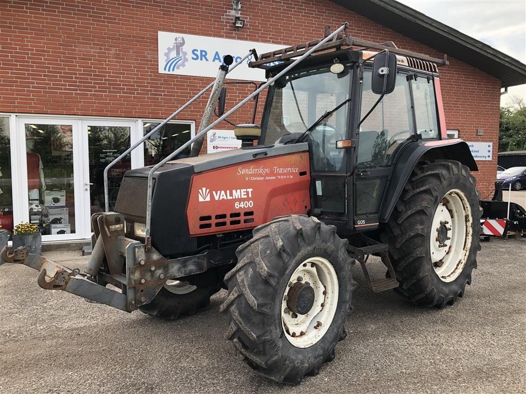 Traktor a típus Valmet 6400 m/ skovinddækning, Gebrauchtmaschine ekkor: Sindal (Kép 1)