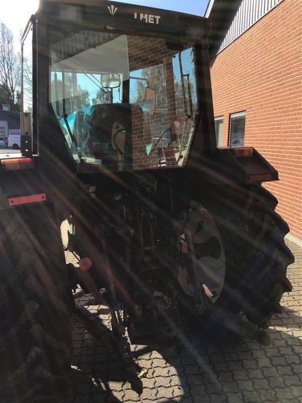 Traktor van het type Valmet 665, Gebrauchtmaschine in Bredsten (Foto 5)