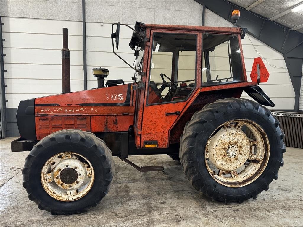 Traktor des Typs Valmet 705  4 WD, Gebrauchtmaschine in Haderup (Bild 2)