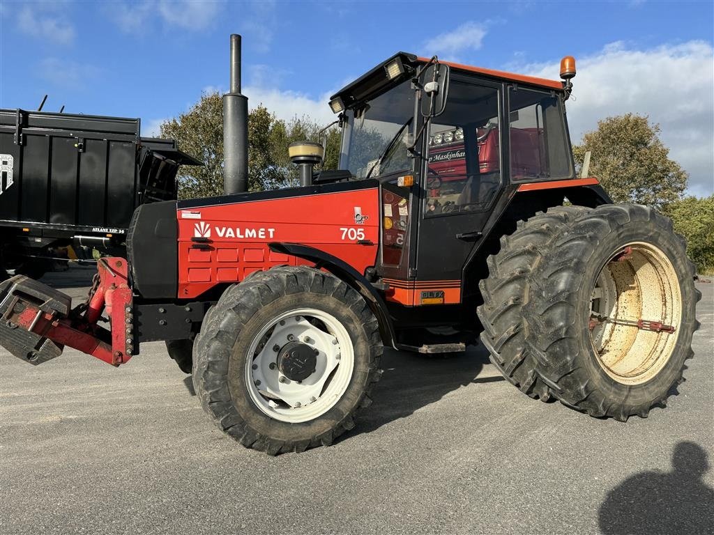 Traktor des Typs Valmet 705 GLTX MED FRONTVÆGT OG TVILLINGEHJUL!, Gebrauchtmaschine in Nørager (Bild 2)