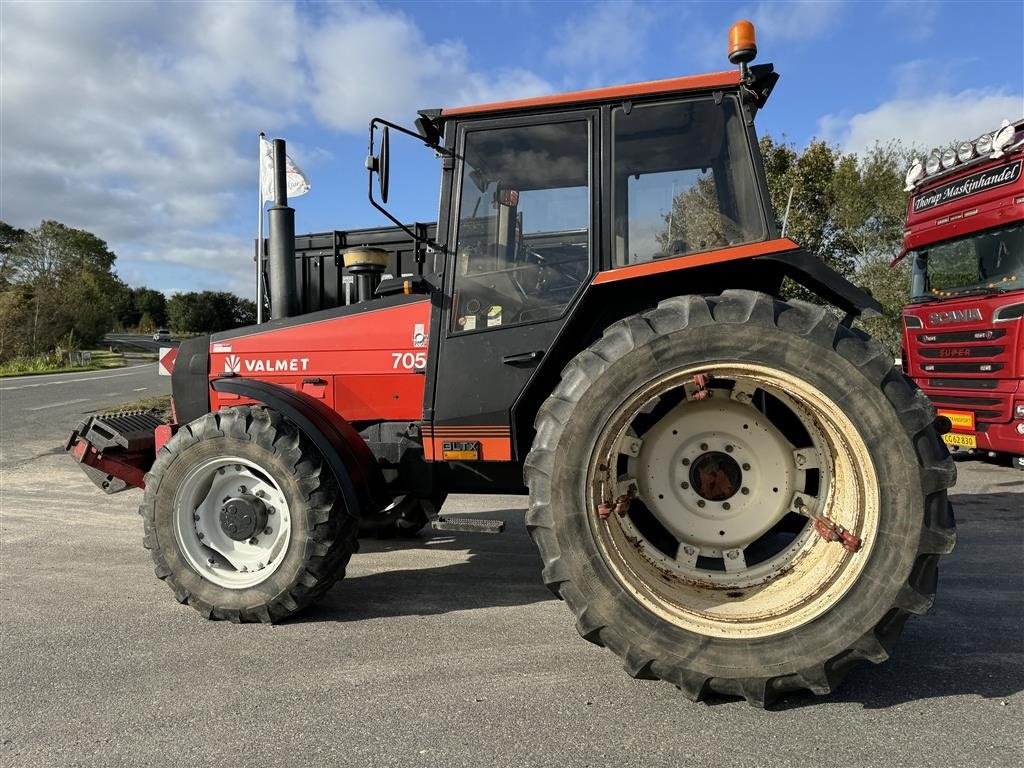 Traktor του τύπου Valmet 705 GLTX MED FRONTVÆGT OG TVILLINGEHJUL!, Gebrauchtmaschine σε Nørager (Φωτογραφία 4)