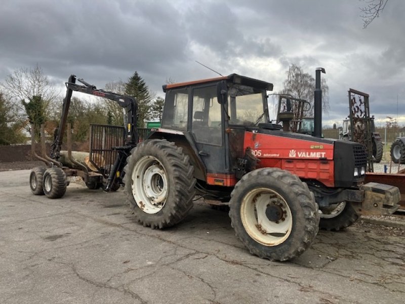 Traktor del tipo Valmet 805, Gebrauchtmaschine en Odense SV